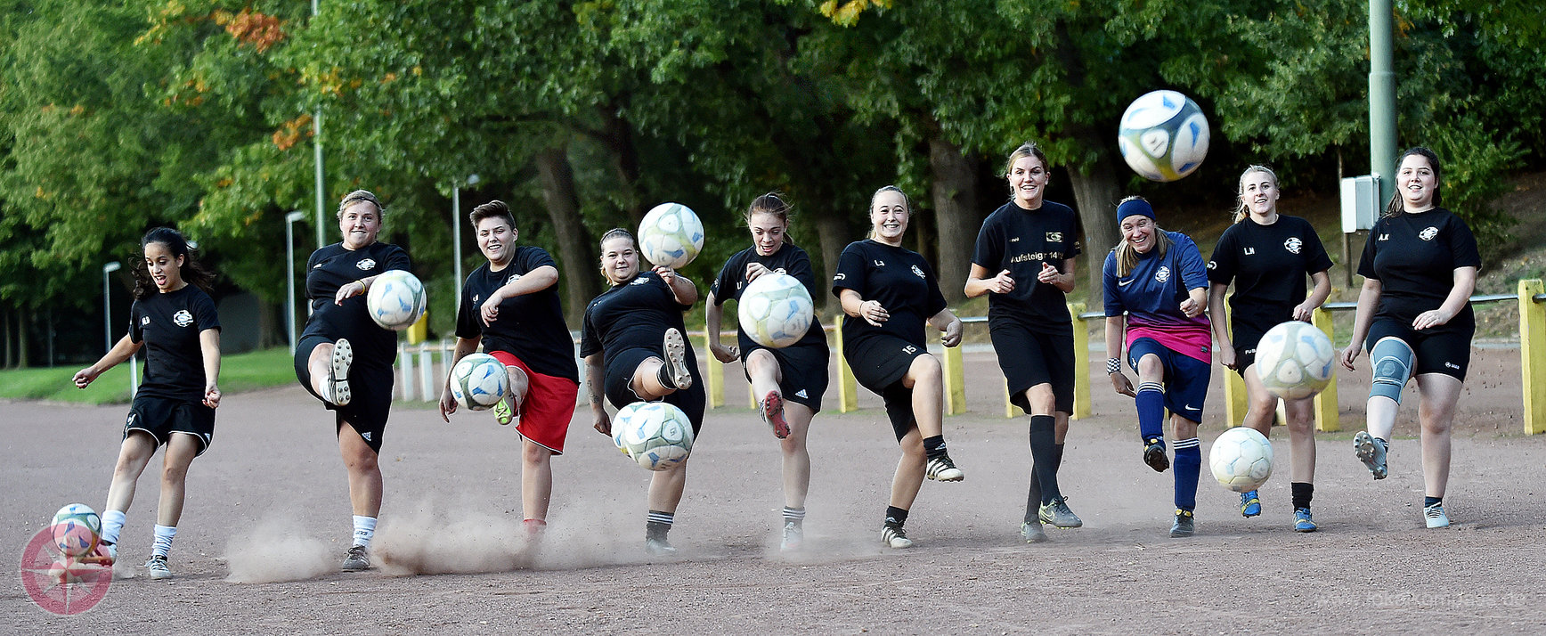 VfL-Frauenfußball - Foto: Peter Braczko